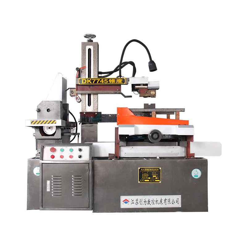 DK7745 az niskog gubitka stepper cnc žica EDM stroj za rezanje velike brzine